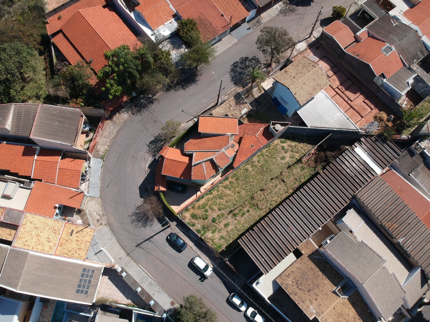 Terreno à venda, 221m² - Foto 1