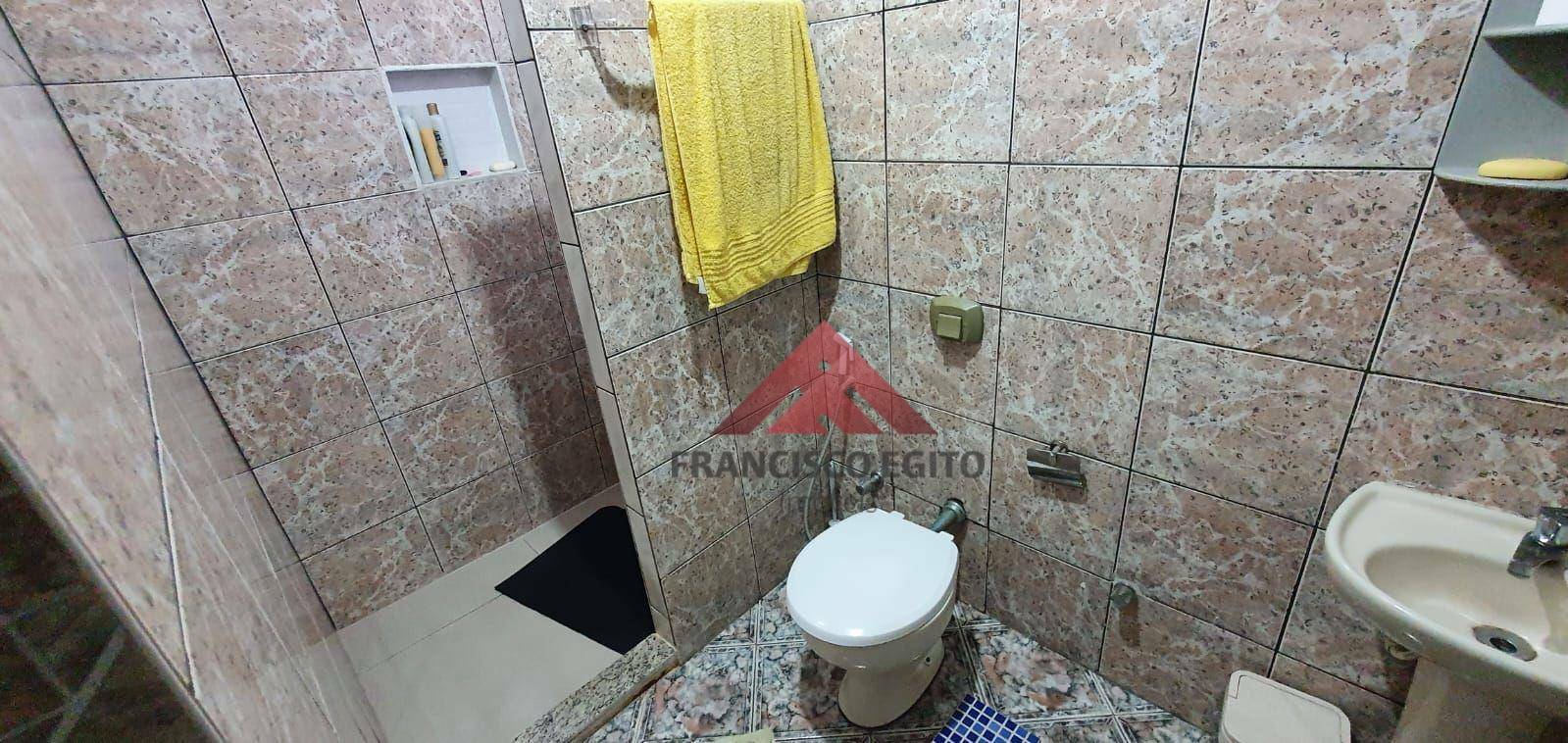 Casa à venda com 6 quartos, 327m² - Foto 20