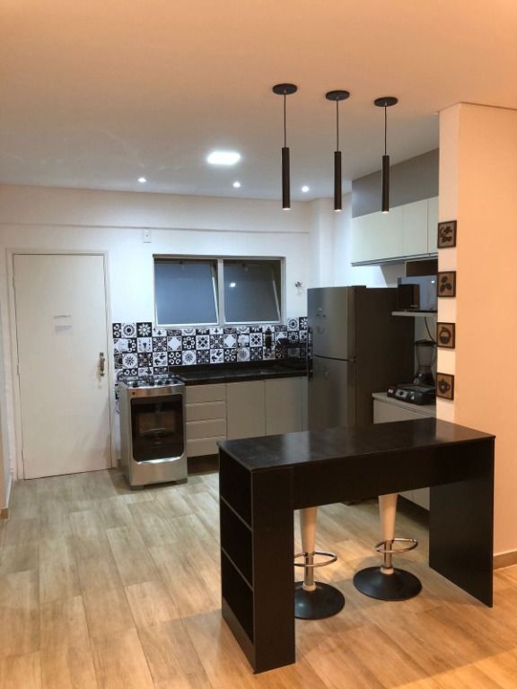 Apartamento à venda com 2 quartos, 83m² - Foto 3