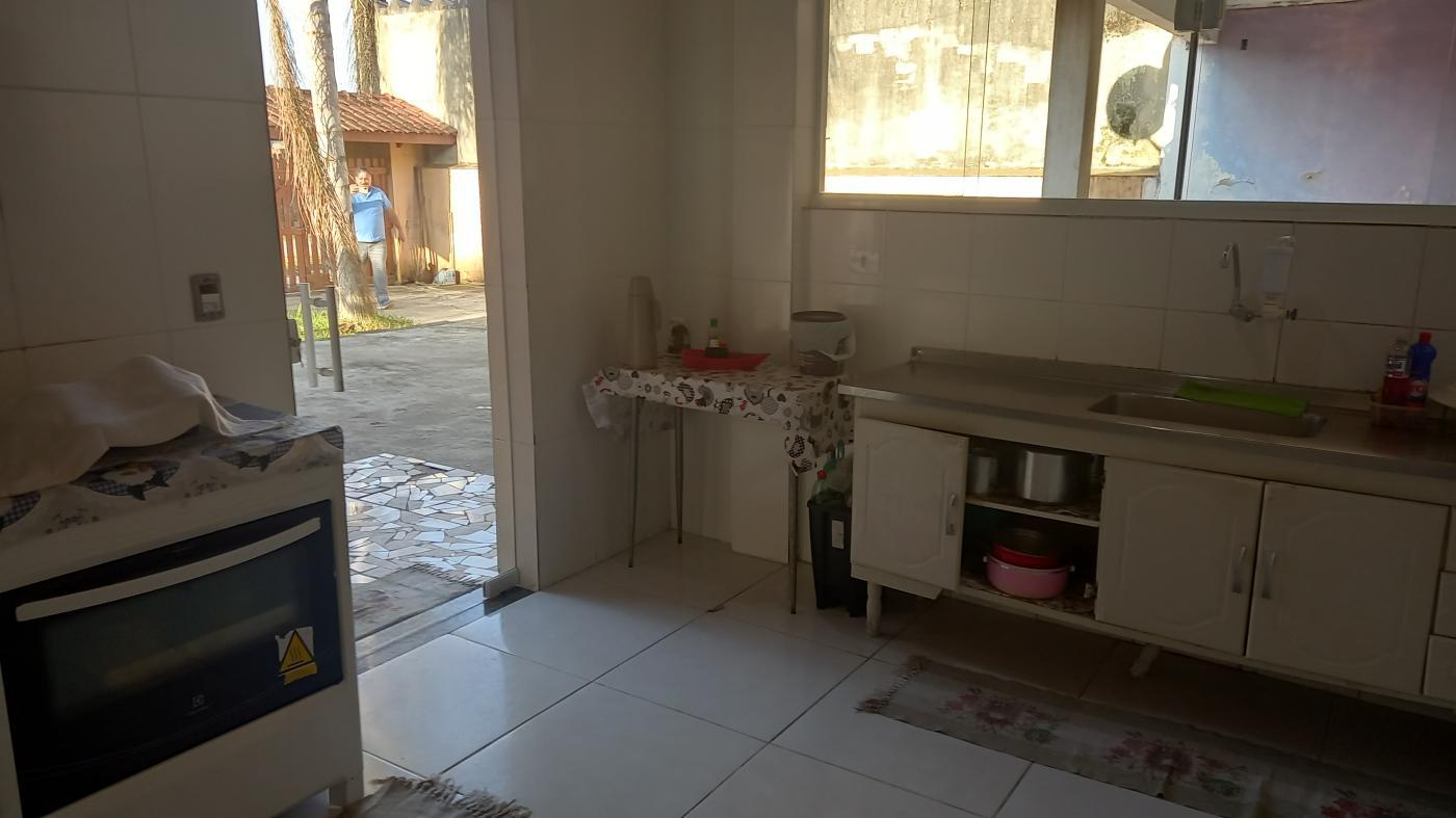 Casa à venda com 4 quartos, 276m² - Foto 12