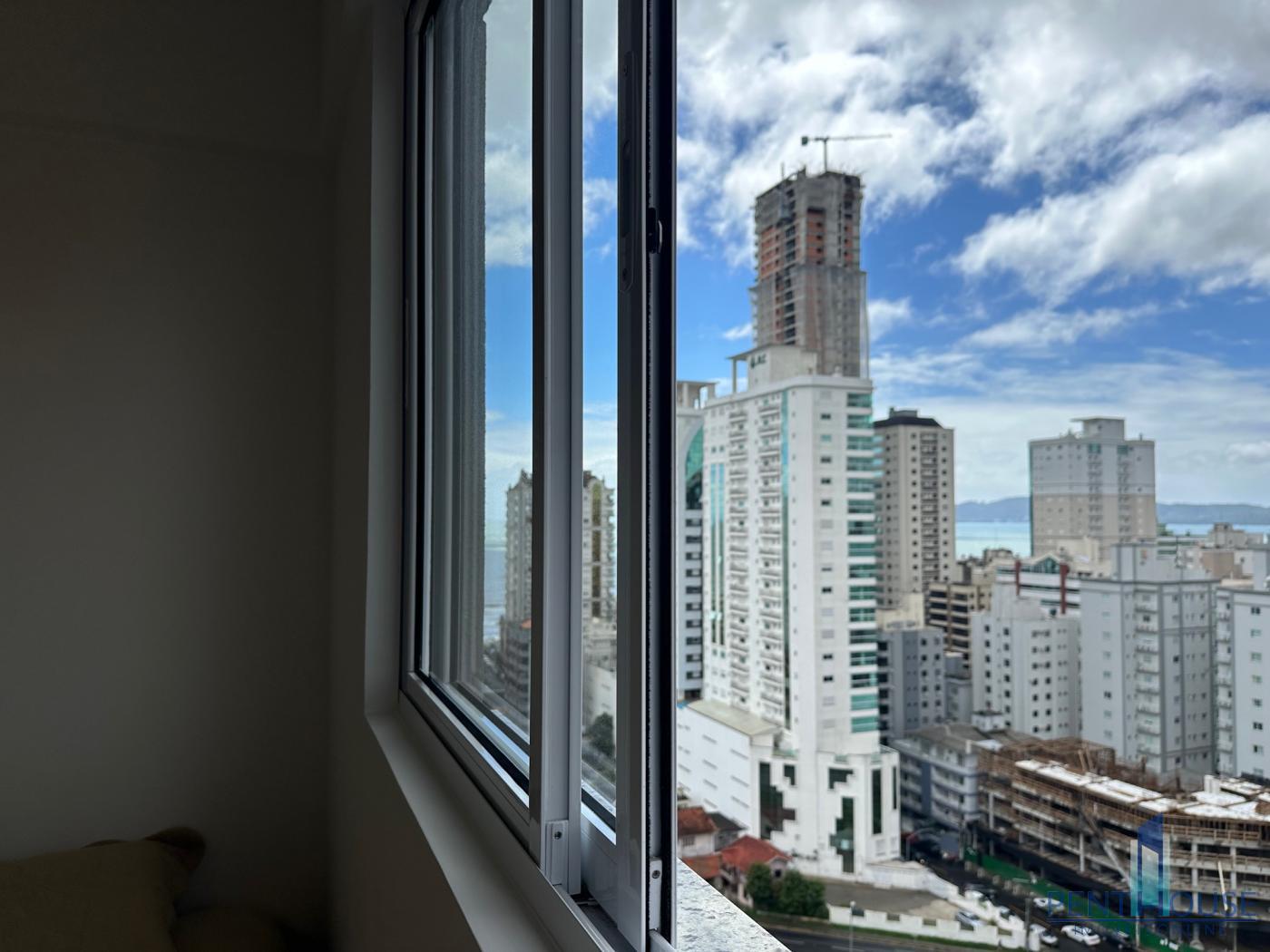 Apartamento para alugar com 2 quartos, 67m² - Foto 14