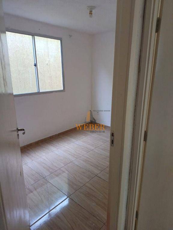 Apartamento à venda com 2 quartos, 45m² - Foto 1