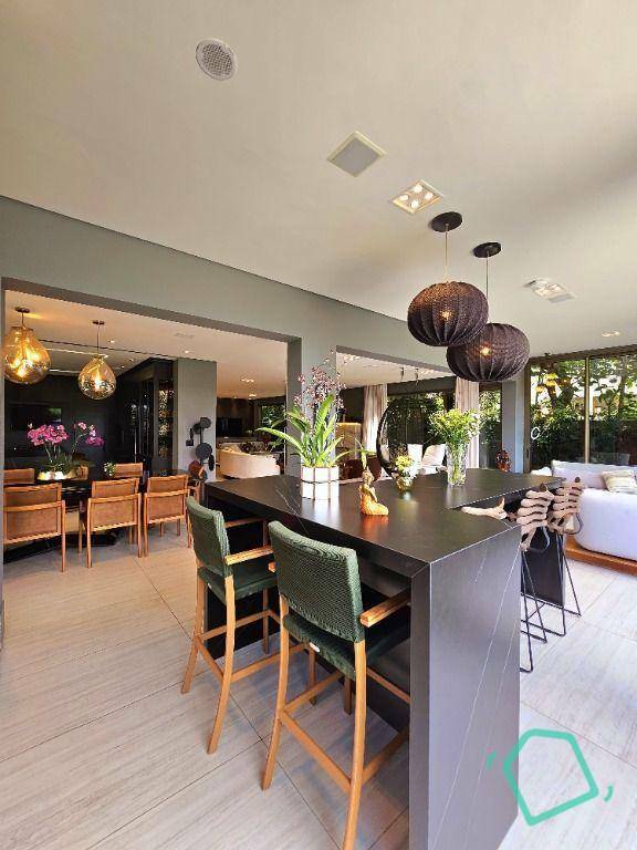 Casa para alugar com 4 quartos, 517m² - Foto 24