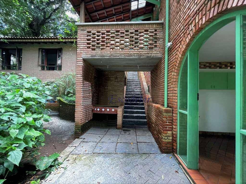 Chácara à venda com 6 quartos, 271m² - Foto 42