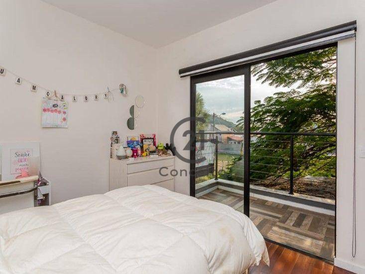 Casa à venda com 4 quartos, 198m² - Foto 9