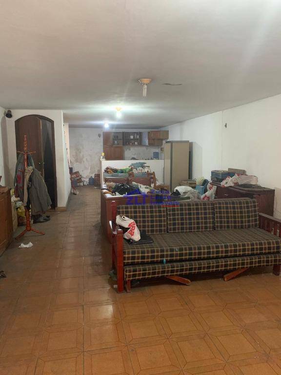 Sobrado à venda com 4 quartos, 240m² - Foto 13