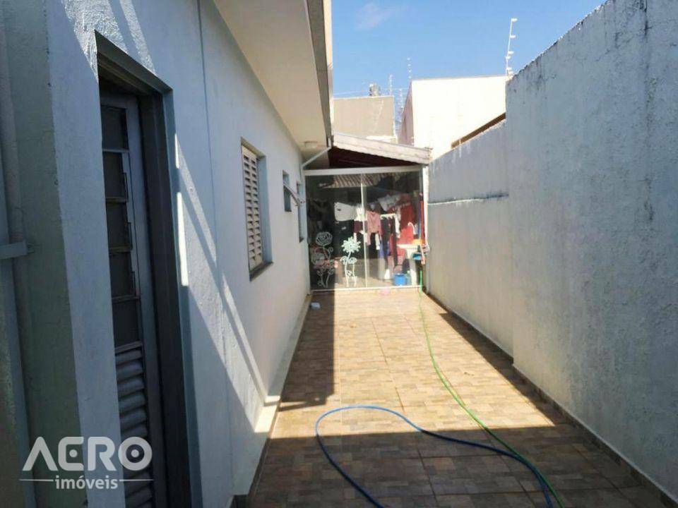 Casa à venda com 3 quartos, 233m² - Foto 25