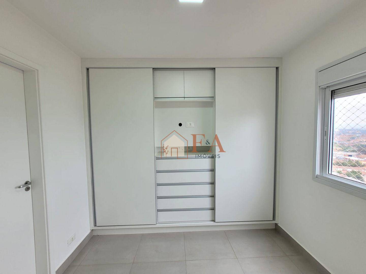 Apartamento à venda com 2 quartos, 66m² - Foto 11