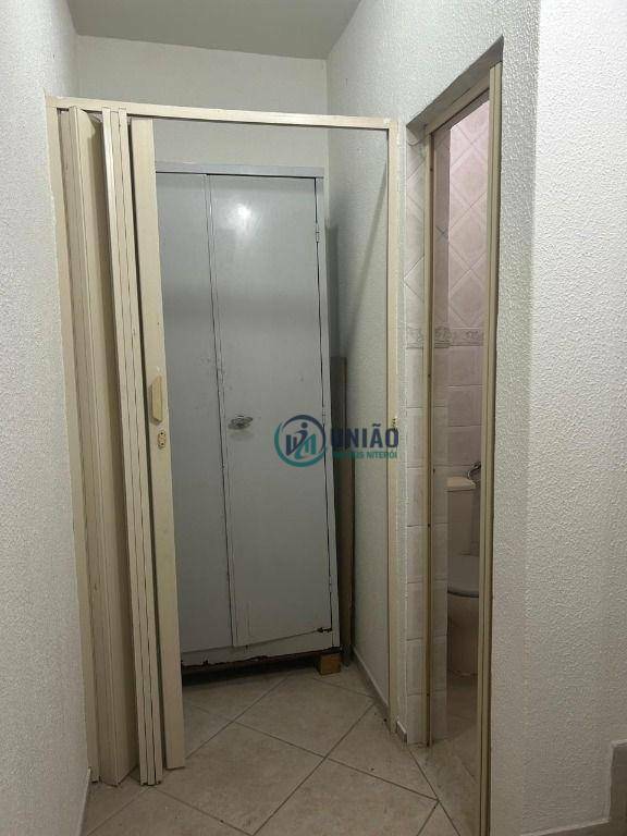 Casa de Condomínio à venda com 4 quartos, 200m² - Foto 22