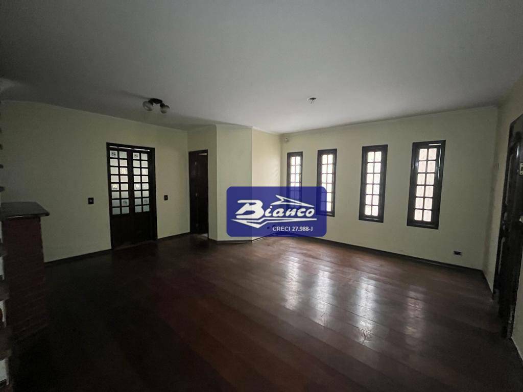 Sobrado à venda com 3 quartos, 232m² - Foto 42