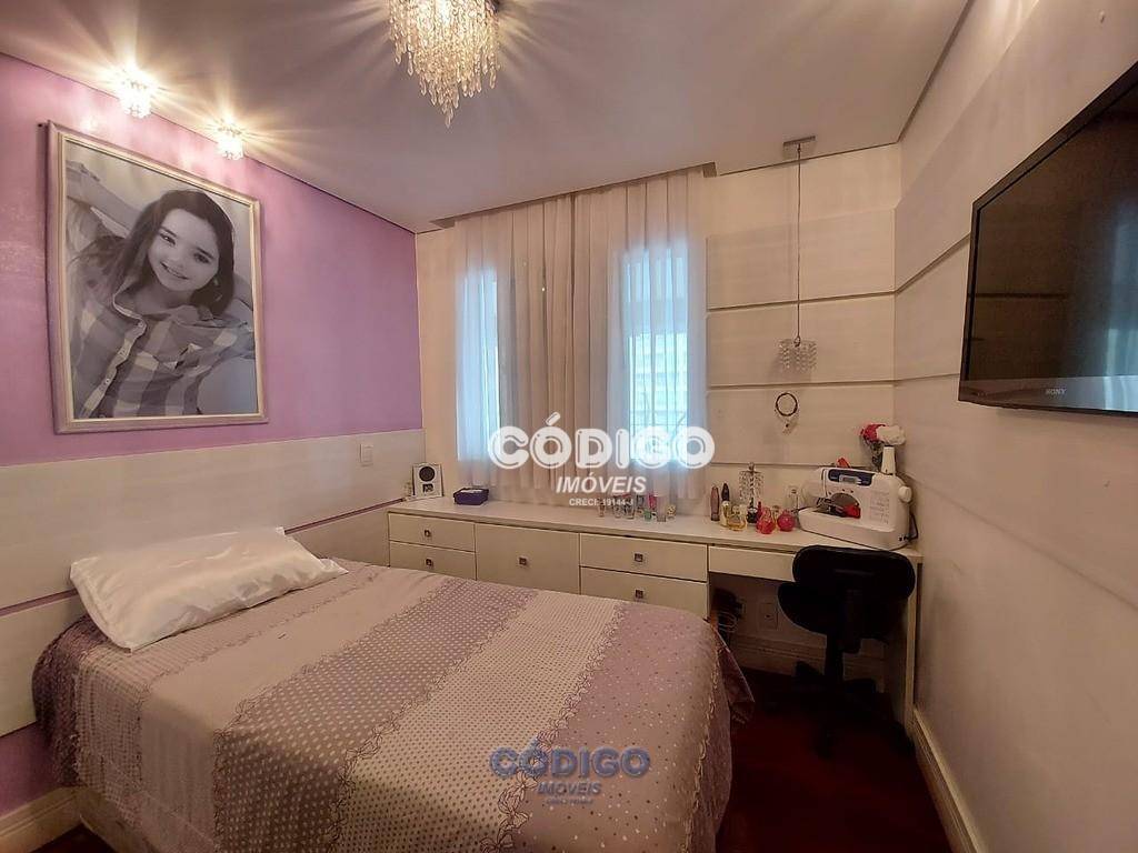 Apartamento à venda com 4 quartos, 150m² - Foto 8