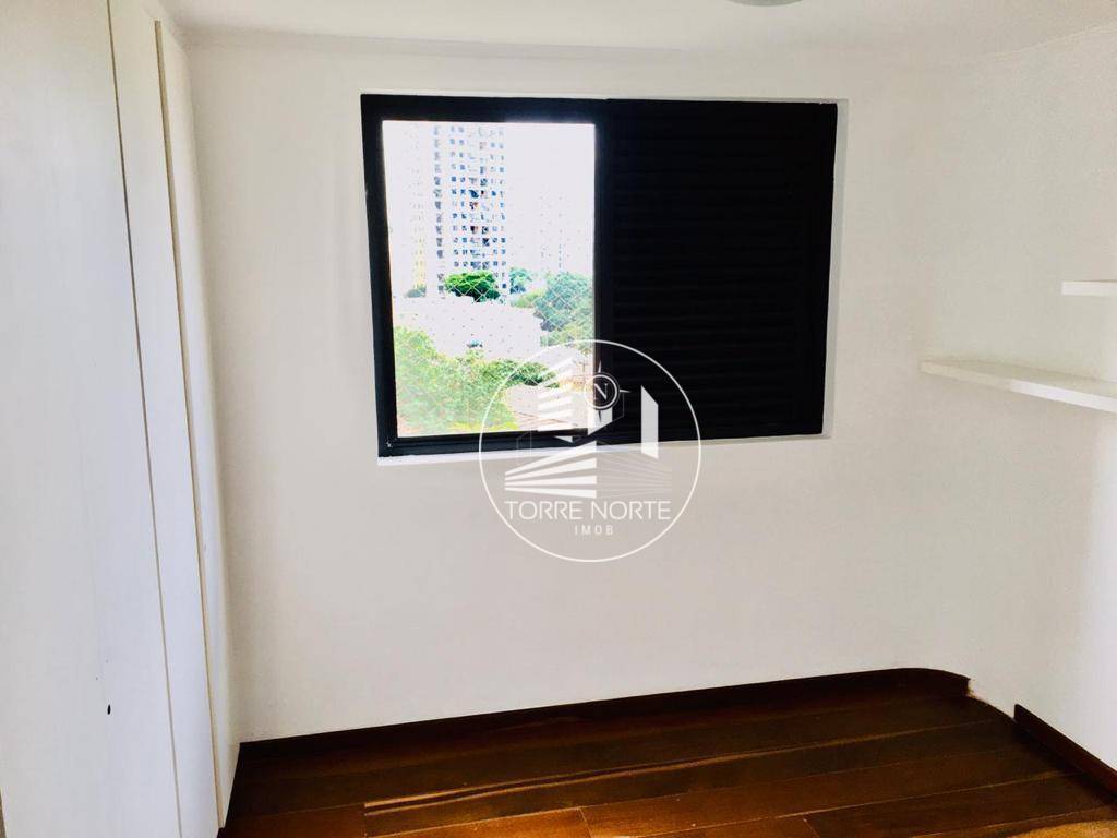 Apartamento à venda com 4 quartos, 220m² - Foto 22