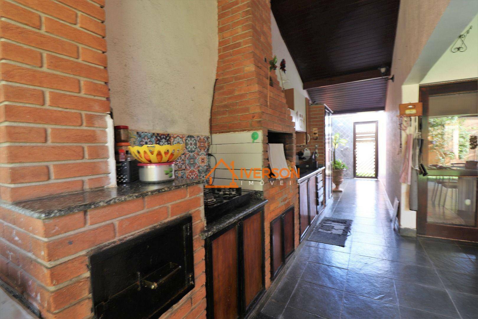 Casa à venda com 3 quartos, 192m² - Foto 18