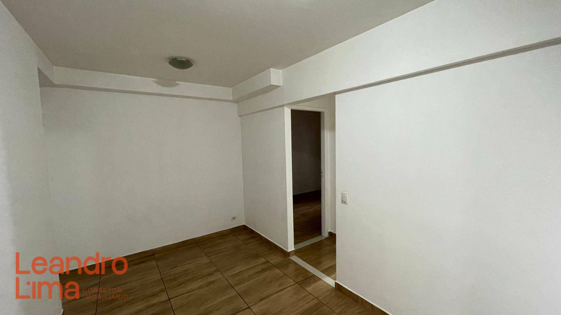 Apartamento à venda com 2 quartos, 46m² - Foto 2