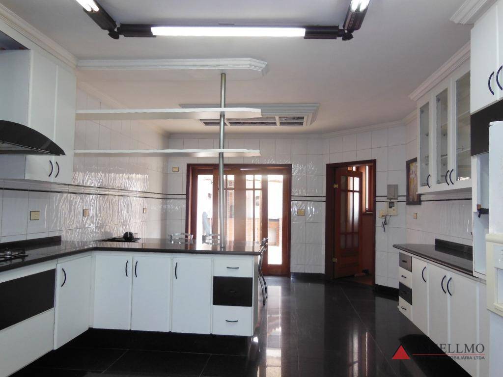 Sobrado à venda com 4 quartos, 420m² - Foto 4
