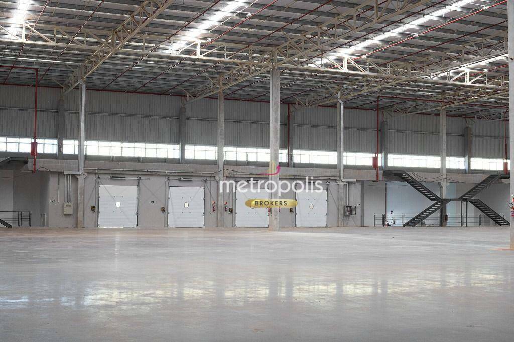 Depósito-Galpão-Armazém para alugar, 1650m² - Foto 11