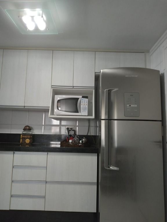 Apartamento à venda com 3 quartos, 71m² - Foto 12