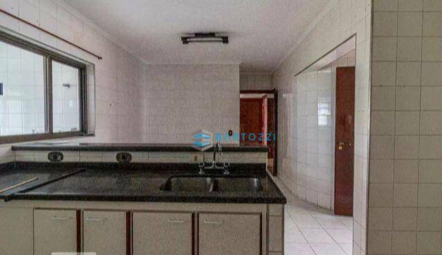 Apartamento à venda com 4 quartos, 190m² - Foto 5