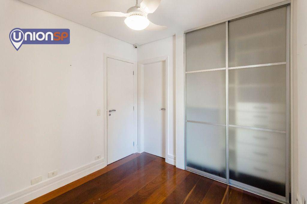 Apartamento à venda com 4 quartos, 206m² - Foto 25