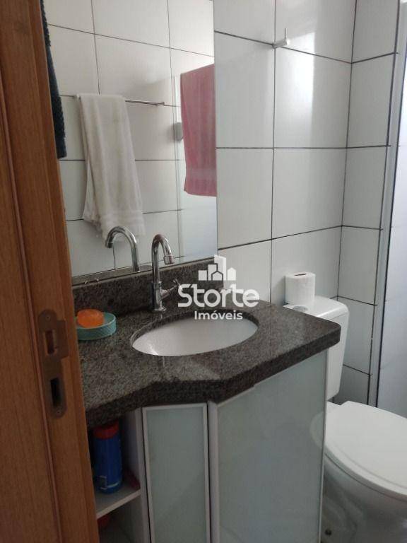 Apartamento à venda com 2 quartos, 57m² - Foto 11