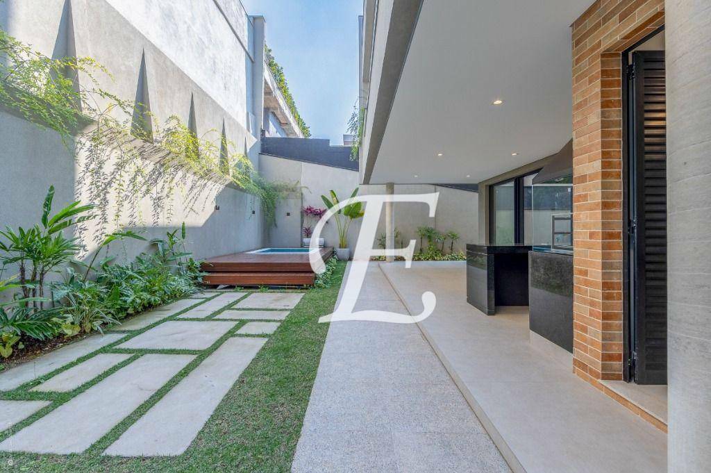 Casa de Condomínio à venda com 4 quartos, 420m² - Foto 12