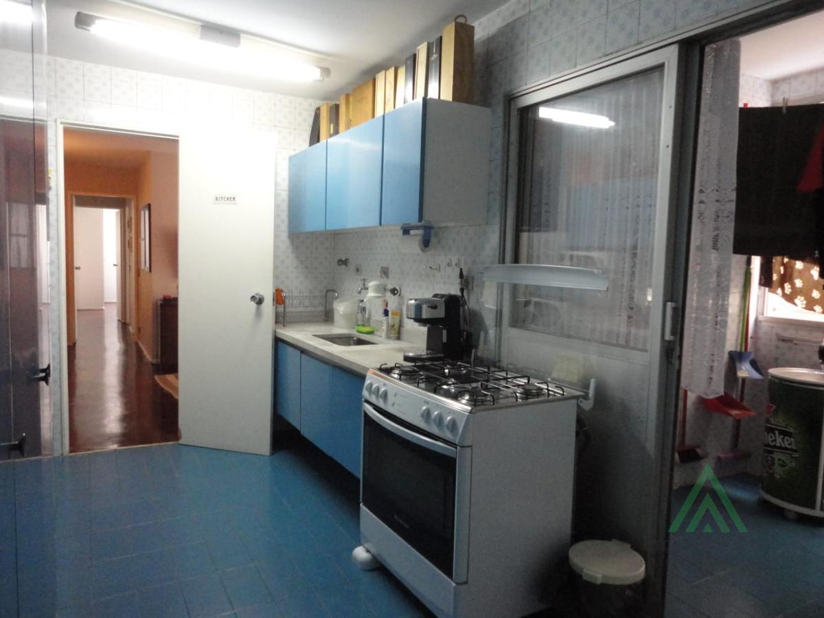 Apartamento à venda com 3 quartos, 107m² - Foto 9