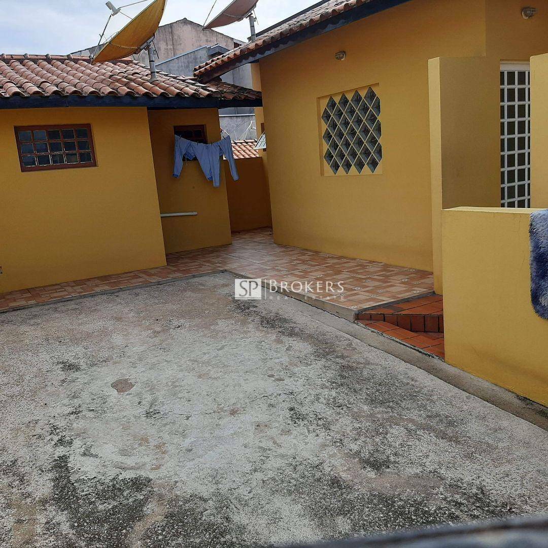 Casa à venda com 3 quartos, 169m² - Foto 8