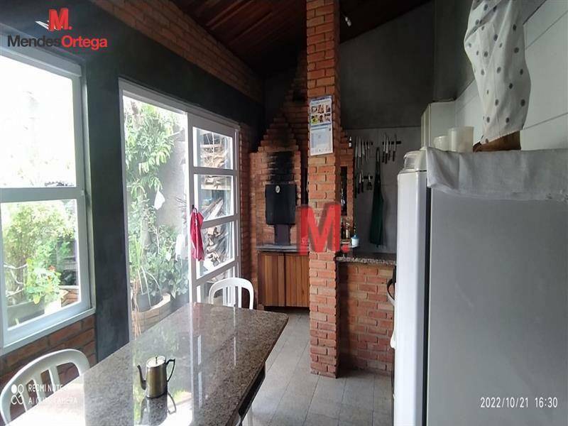 Casa à venda com 4 quartos, 360m² - Foto 21