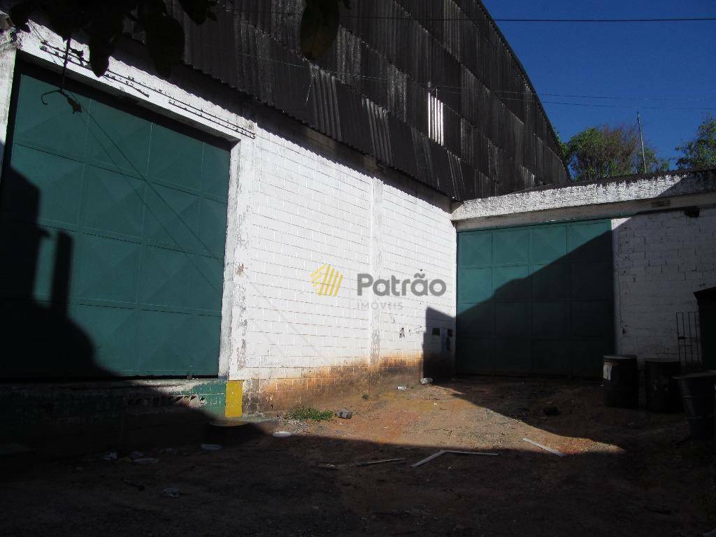 Depósito-Galpão-Armazém para alugar, 1700m² - Foto 4