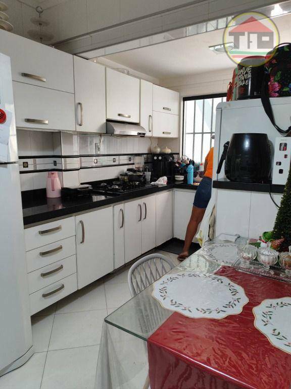 Apartamento à venda com 3 quartos, 140m² - Foto 6