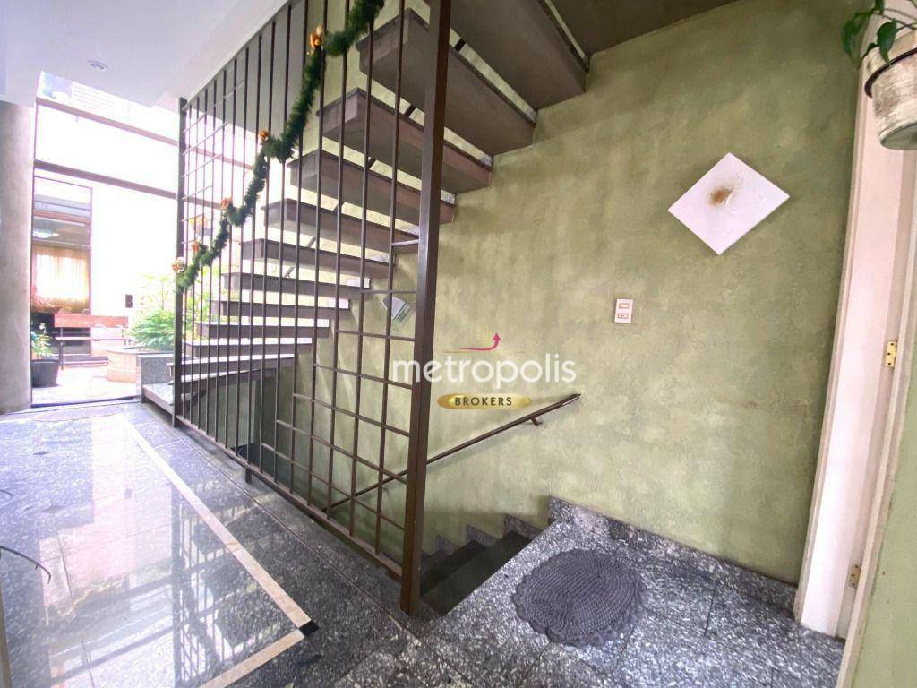 Sobrado à venda com 3 quartos, 400m² - Foto 18