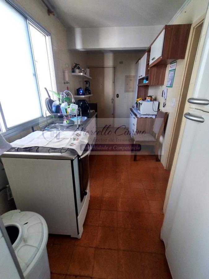 Apartamento à venda com 2 quartos, 69m² - Foto 12