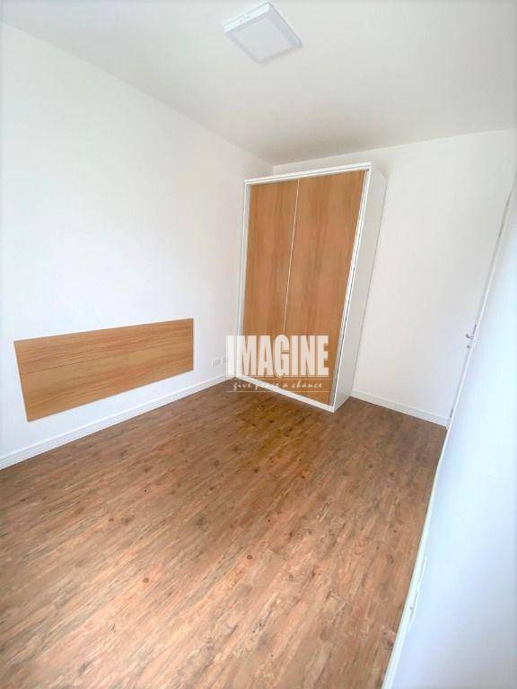 Apartamento à venda com 2 quartos, 56m² - Foto 11