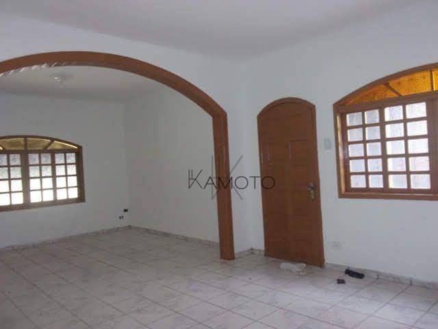 Sobrado à venda com 2 quartos, 320m² - Foto 3