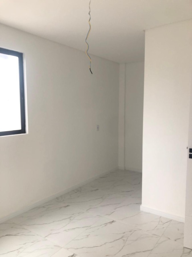Apartamento à venda com 3 quartos, 97m² - Foto 4
