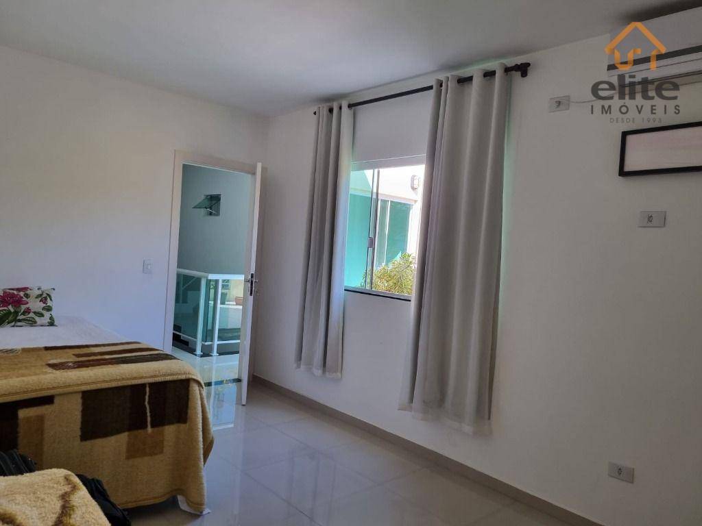 Casa à venda com 3 quartos, 328m² - Foto 6