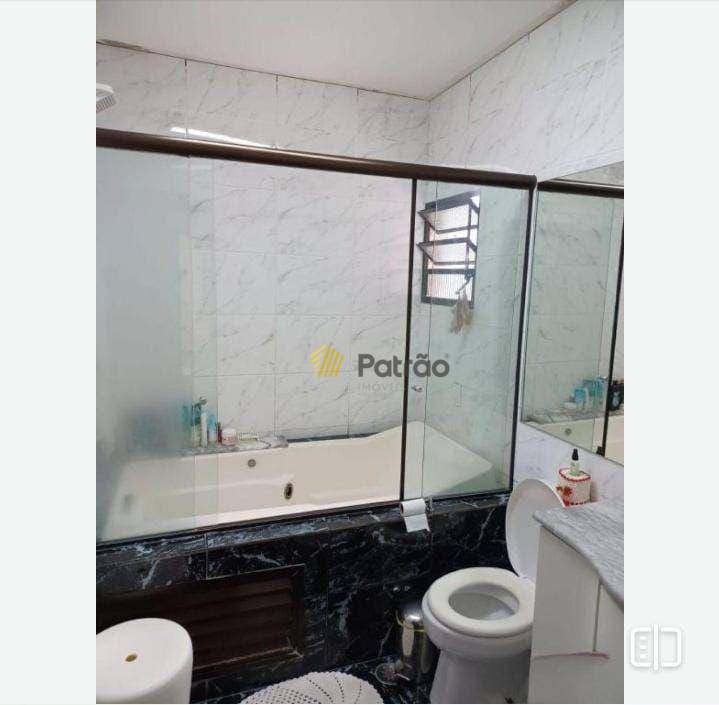 Casa, 4 quartos, 250 m² - Foto 31