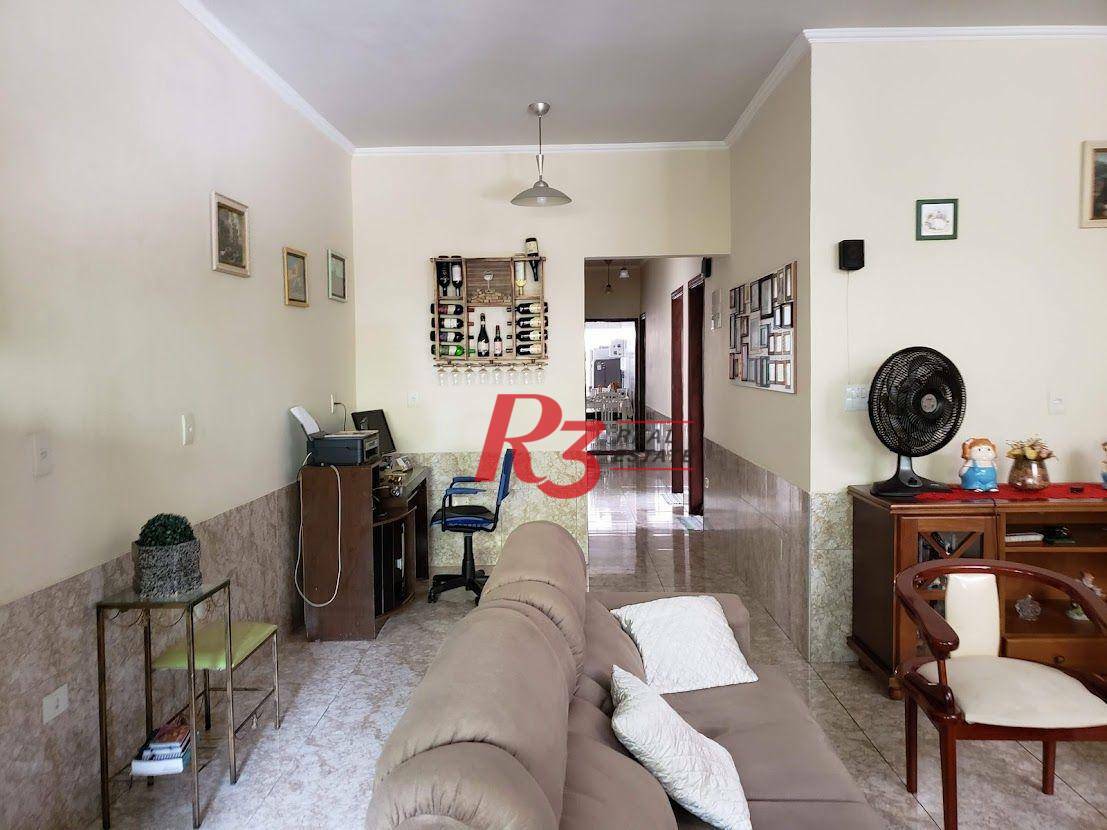 Casa à venda com 3 quartos, 174m² - Foto 2