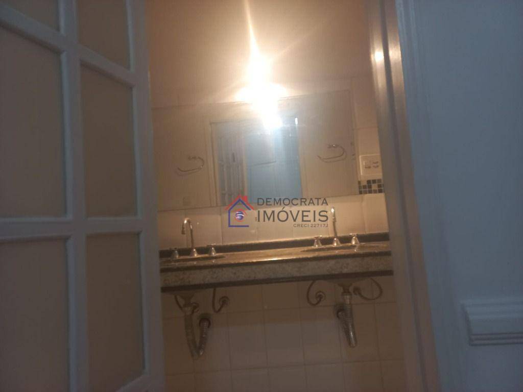 Apartamento à venda com 3 quartos, 170m² - Foto 19