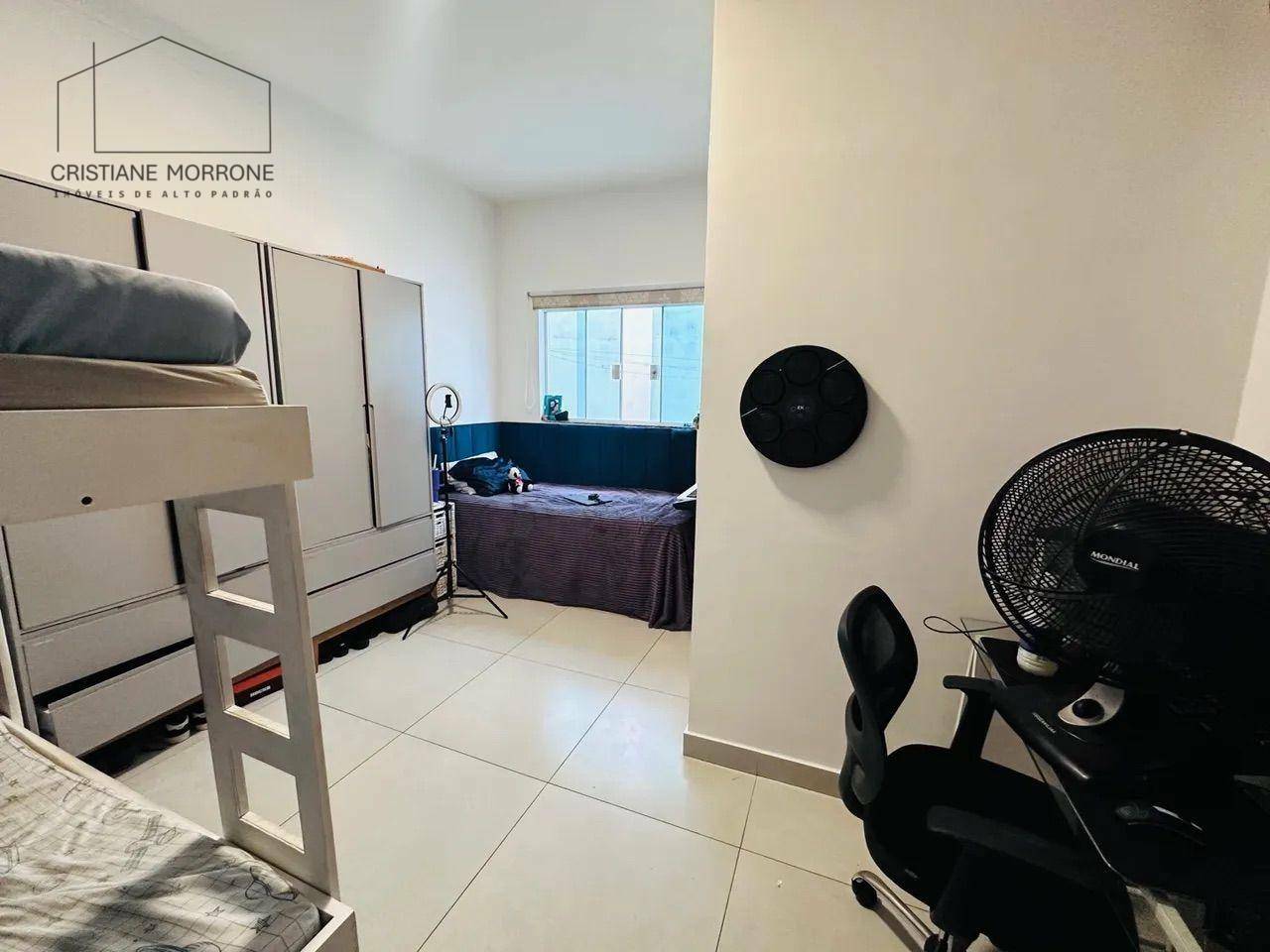 Casa à venda com 2 quartos, 170m² - Foto 10