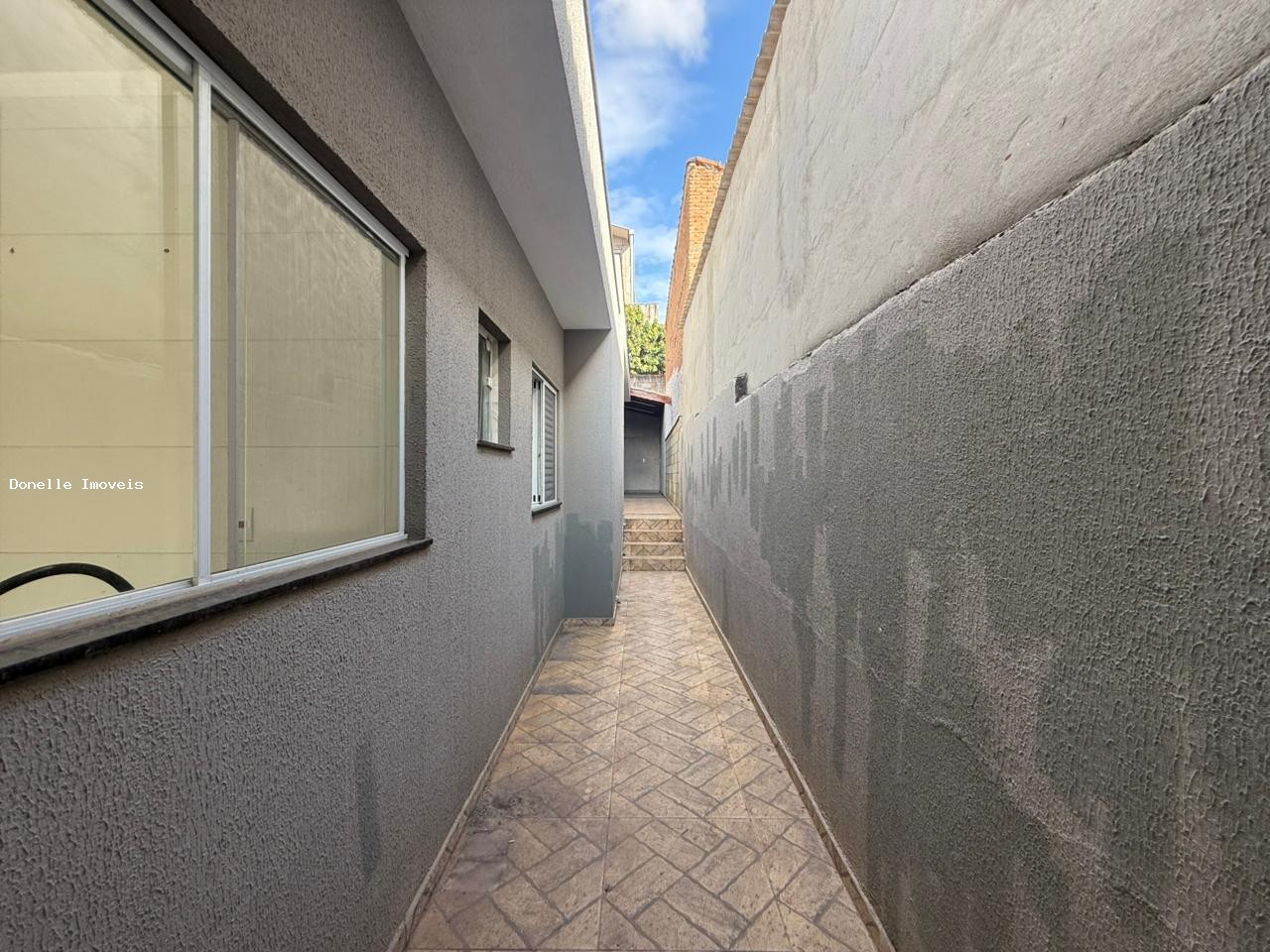 Casa para alugar com 3 quartos, 90m² - Foto 12