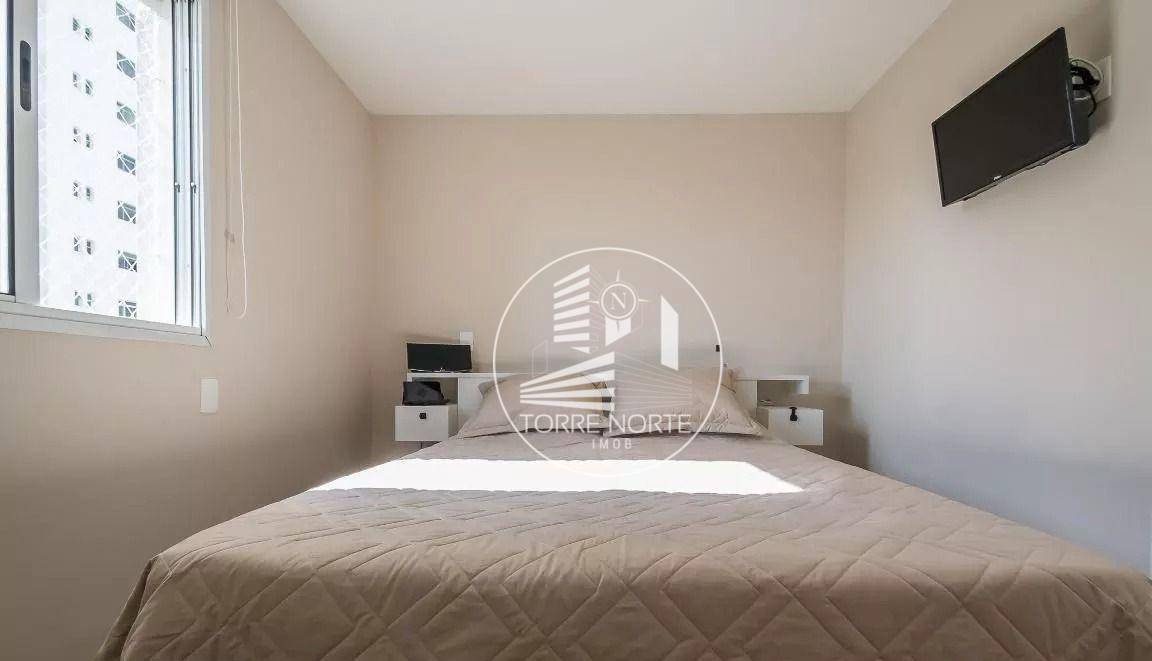 Apartamento à venda com 3 quartos, 94m² - Foto 29