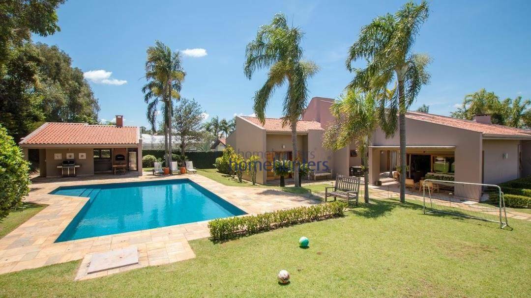 Casa de Condomínio à venda com 5 quartos, 452m² - Foto 1