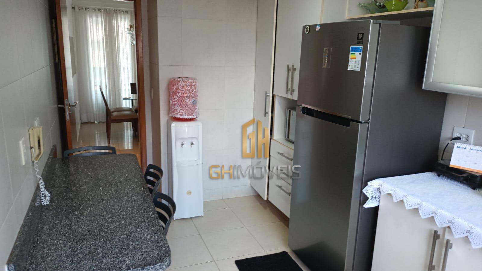 Apartamento à venda com 4 quartos, 147m² - Foto 8