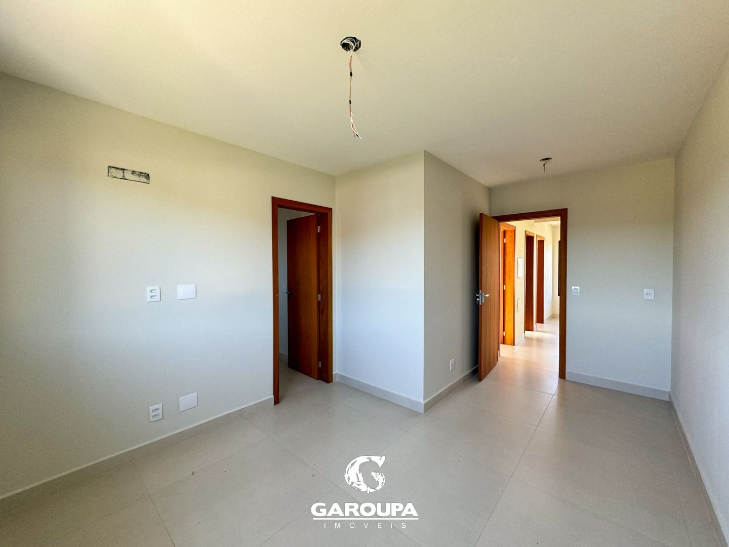 Casa à venda com 3 quartos, 101m² - Foto 12