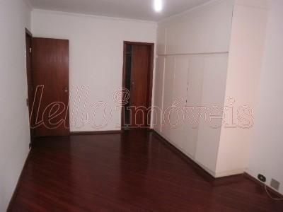 Apartamento para alugar com 3 quartos, 145m² - Foto 9