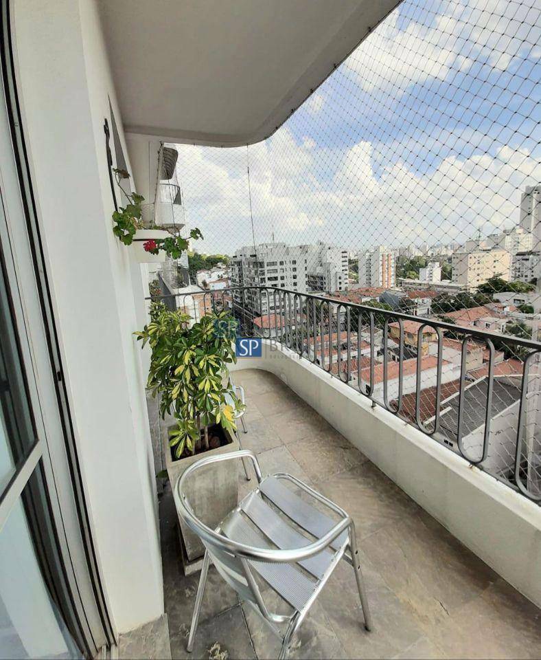 Apartamento à venda com 3 quartos, 136m² - Foto 2