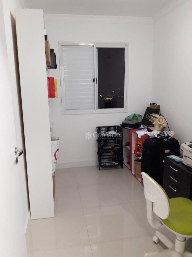 Apartamento à venda com 3 quartos, 82m² - Foto 9