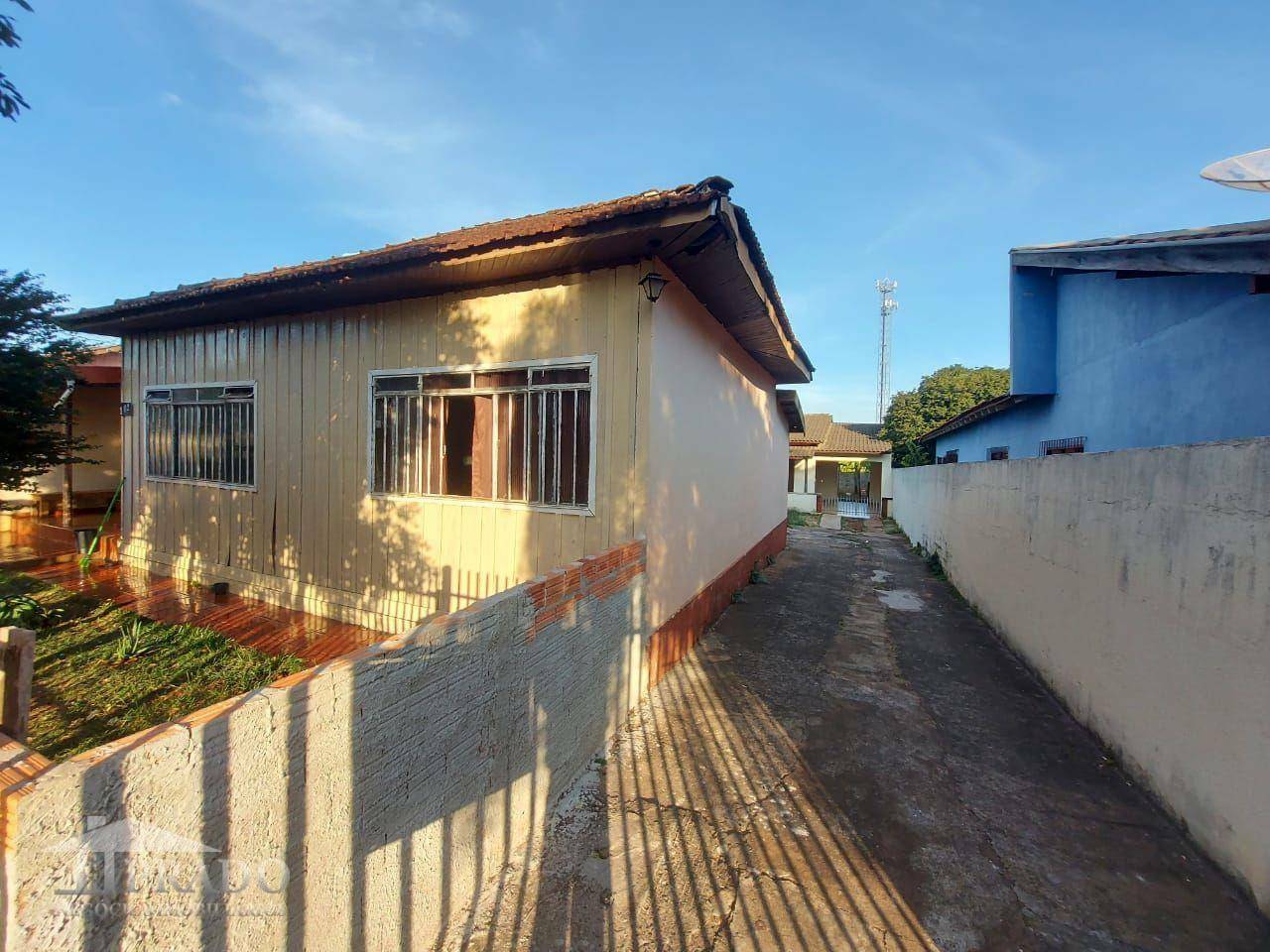 Casa à venda com 6 quartos, 150m² - Foto 4