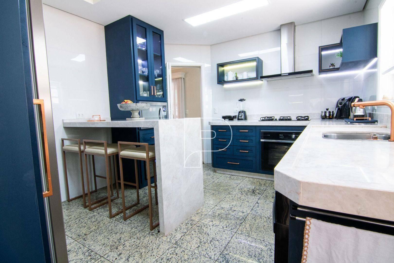 Casa de Condomínio à venda com 4 quartos, 358m² - Foto 17